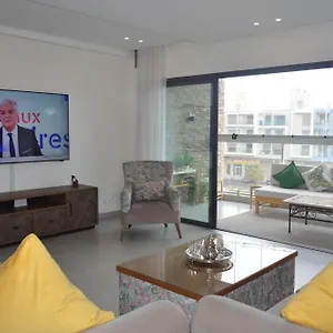  Apartment Surf Palace Beachfront