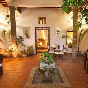 2* Hotel typu riad Dar Ness